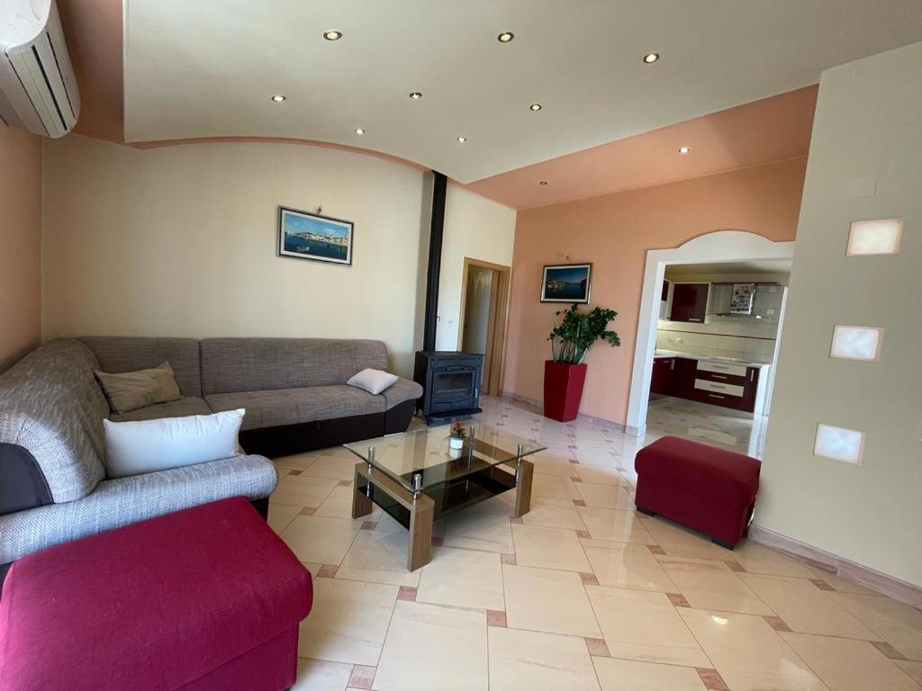 Apartment Edita Plano Trogir Exterior photo